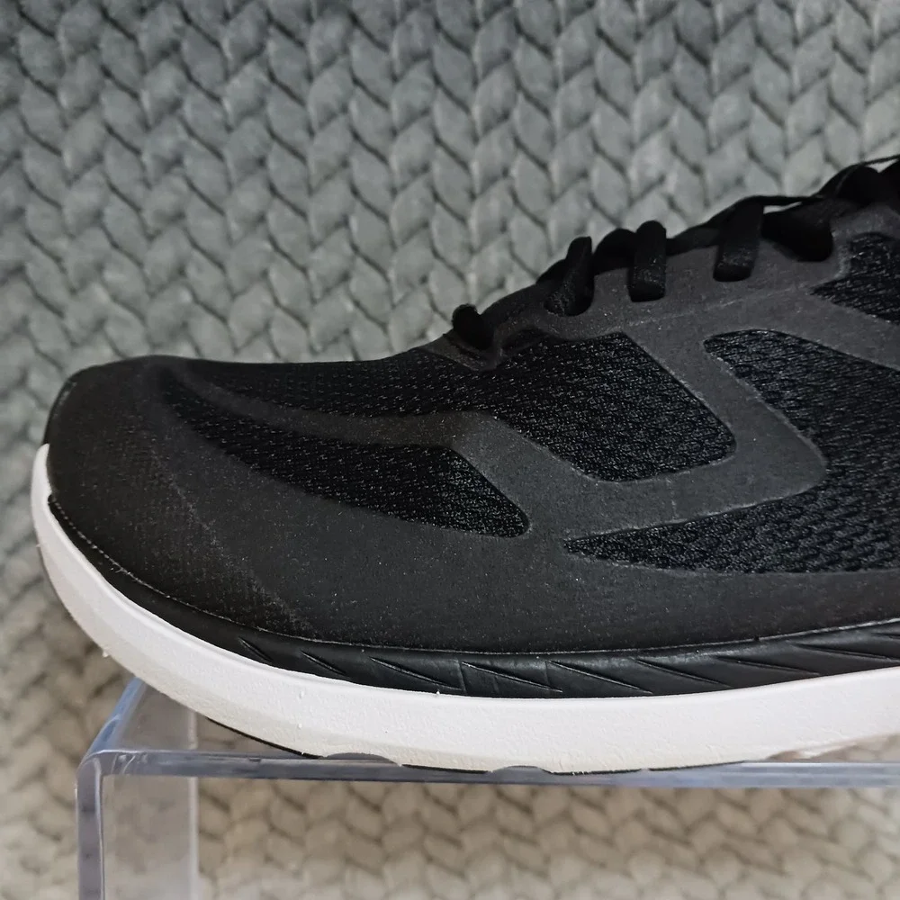 Topo Athletic ST 4 Balck White Women's Road Running Cushioned Shoes Size 8.5